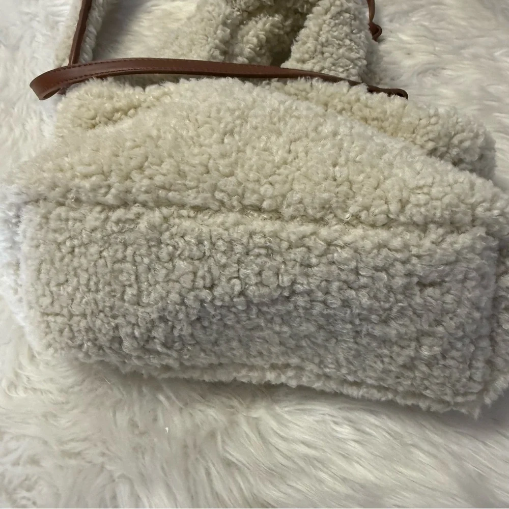 Aspen Sherpa Tote Bag Cross Body Cream Faux Shearling